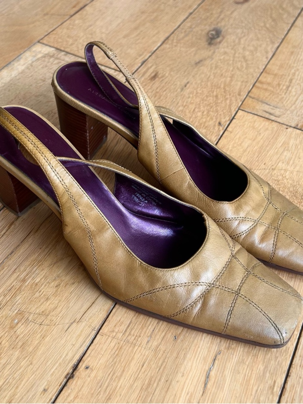 “Crazy Horse” Women's Slingback Block Heel Pump in Tan